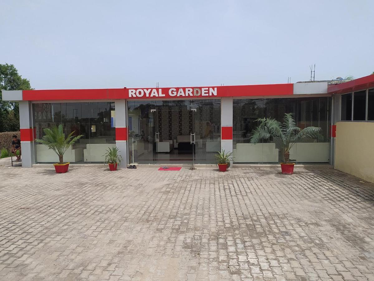 OYO 82476 Royal Garden Ghaziabad Dış mekan fotoğraf