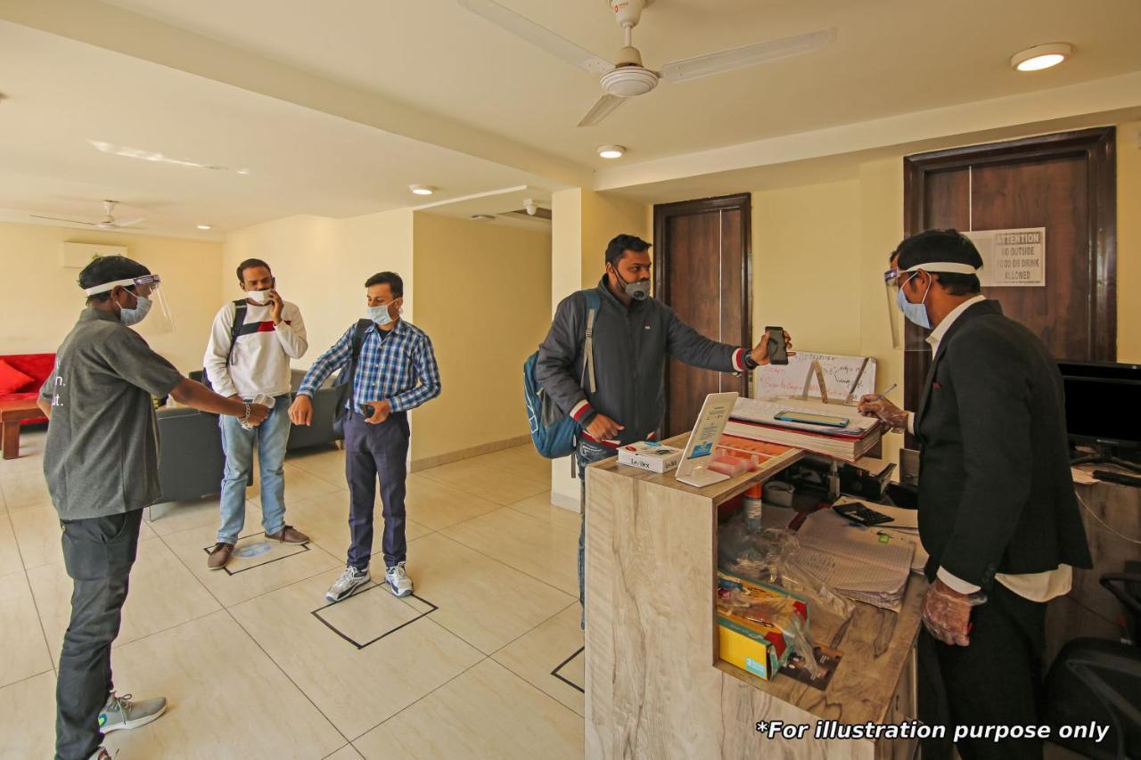 OYO 82476 Royal Garden Ghaziabad Dış mekan fotoğraf